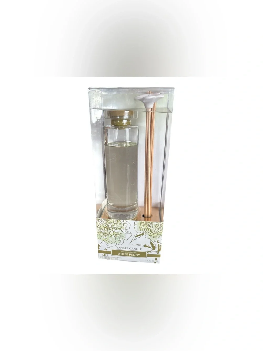 Yankee Candle Reed Diffuser White Peony 3oz Special Floral Edition Flameless New